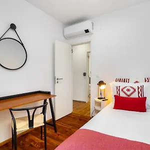 Whome Urban Tech Retreat, Modern Hubs For Remote Living Guest house Lisbon